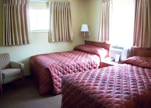 Stay Inn & Suites - สต็อกบริดจ์ ภายนอก รูปภาพ